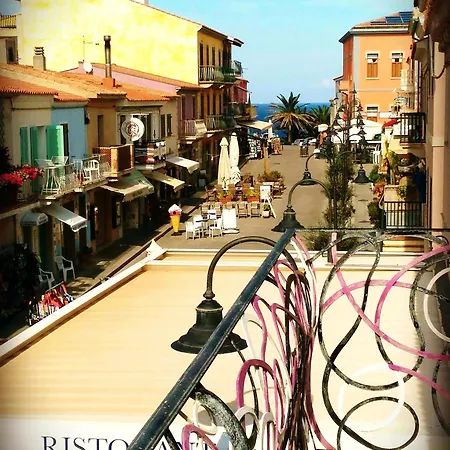 Domus De Janas Santa Teresa Gallura