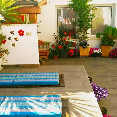 Frühstückspension Domus De Janas 4*