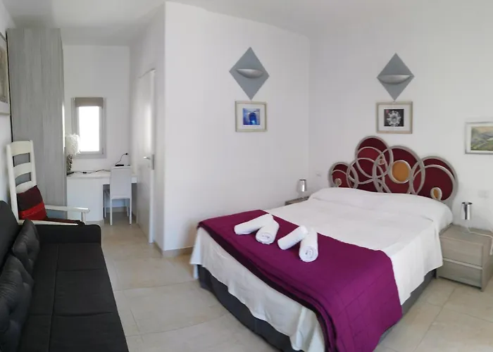 Domus De Janas Bed & Breakfast Santa Teresa di Gallura