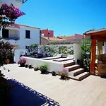 Bed & Breakfast Domus De Janas