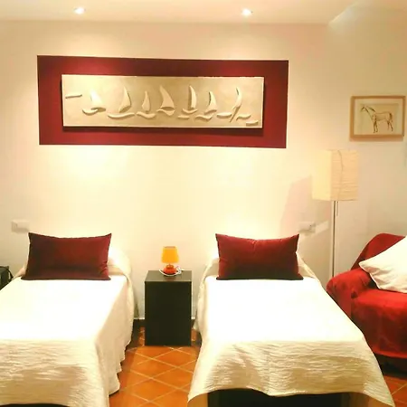 Domus De Janas Bed & Breakfast *