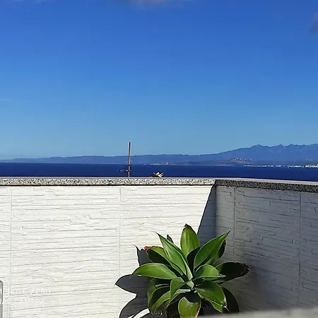 Domus De Janas B&B 산타테레사의갈루라