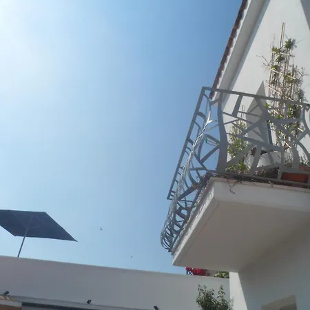 Bed & Breakfast Domus De Janas