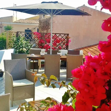 Domus De Janas Bed & Breakfast