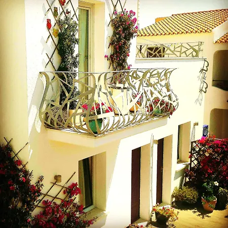 Bed & Breakfast Domus De Janas *