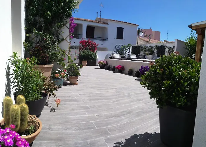 Frühstückspension Domus De Janas Santa Teresa Gallura